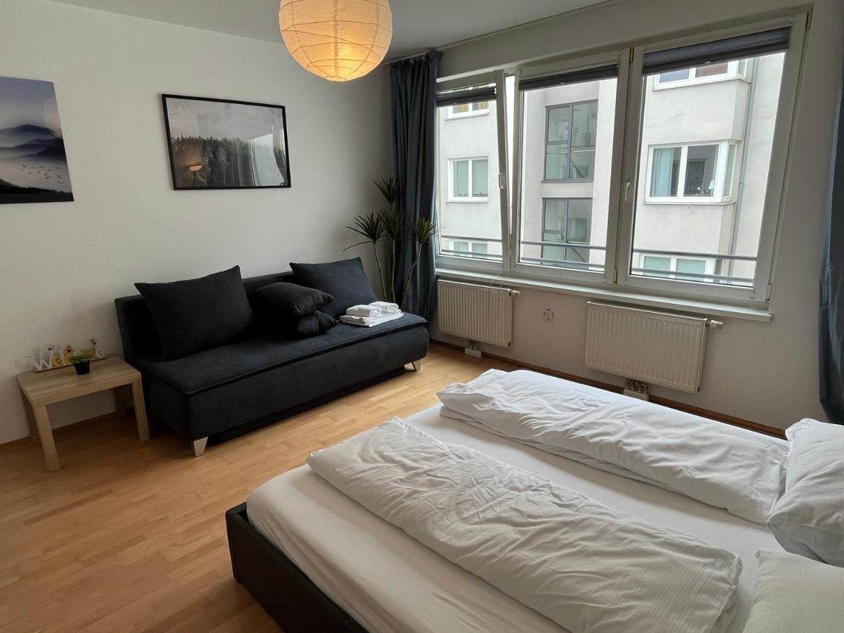 Cool Schonbrunn Apt 2br * Wiedeń